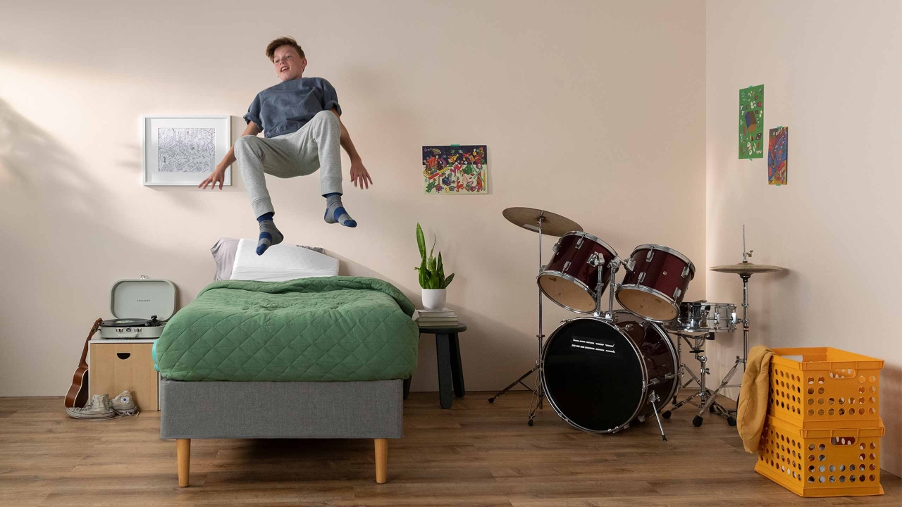 Twin Mattress Size Chart + Dimensions Guide [2026]