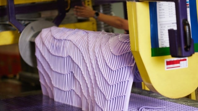 GelFlex Grid being made