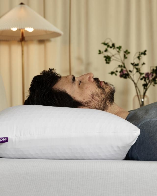 Freeform pillow back sleeper support