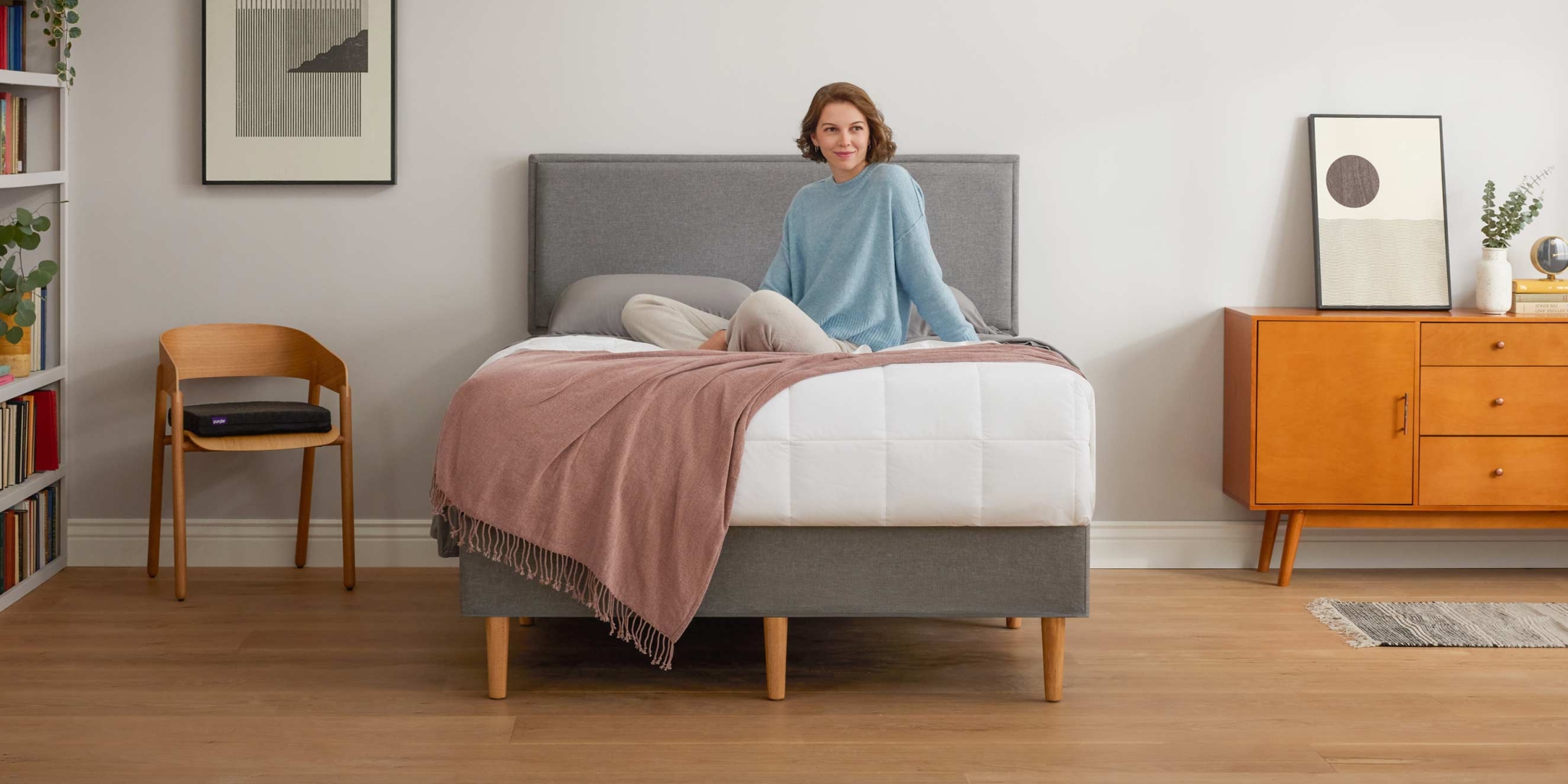 Box spring queen on sale rooms to go